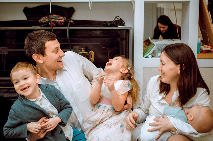 Как пережить редкий диагноз ребёнка: истории из жизни трёх мам