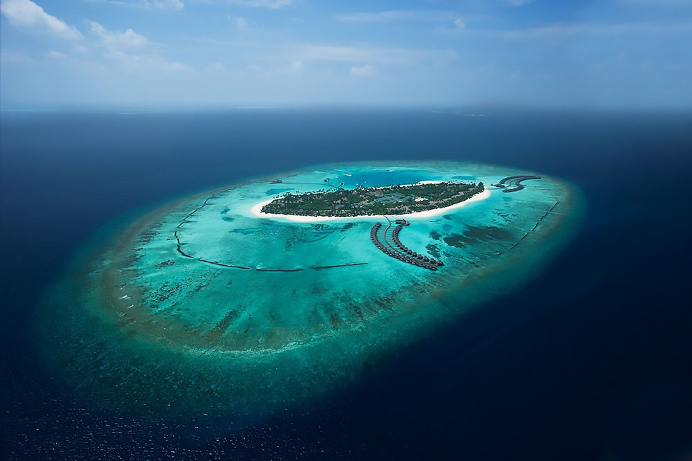 Кино и солнце: зачем ехать на Мальдивы в ноябре