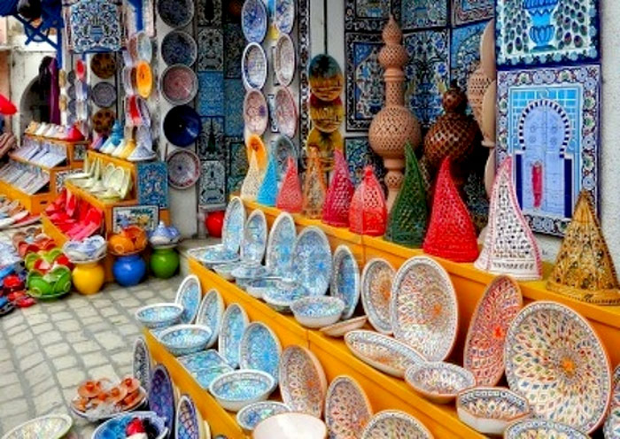 Восточный базар в Тунисе