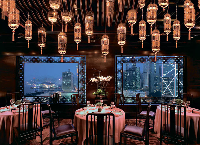 ресторан Mandarin Oriental Hong Kong